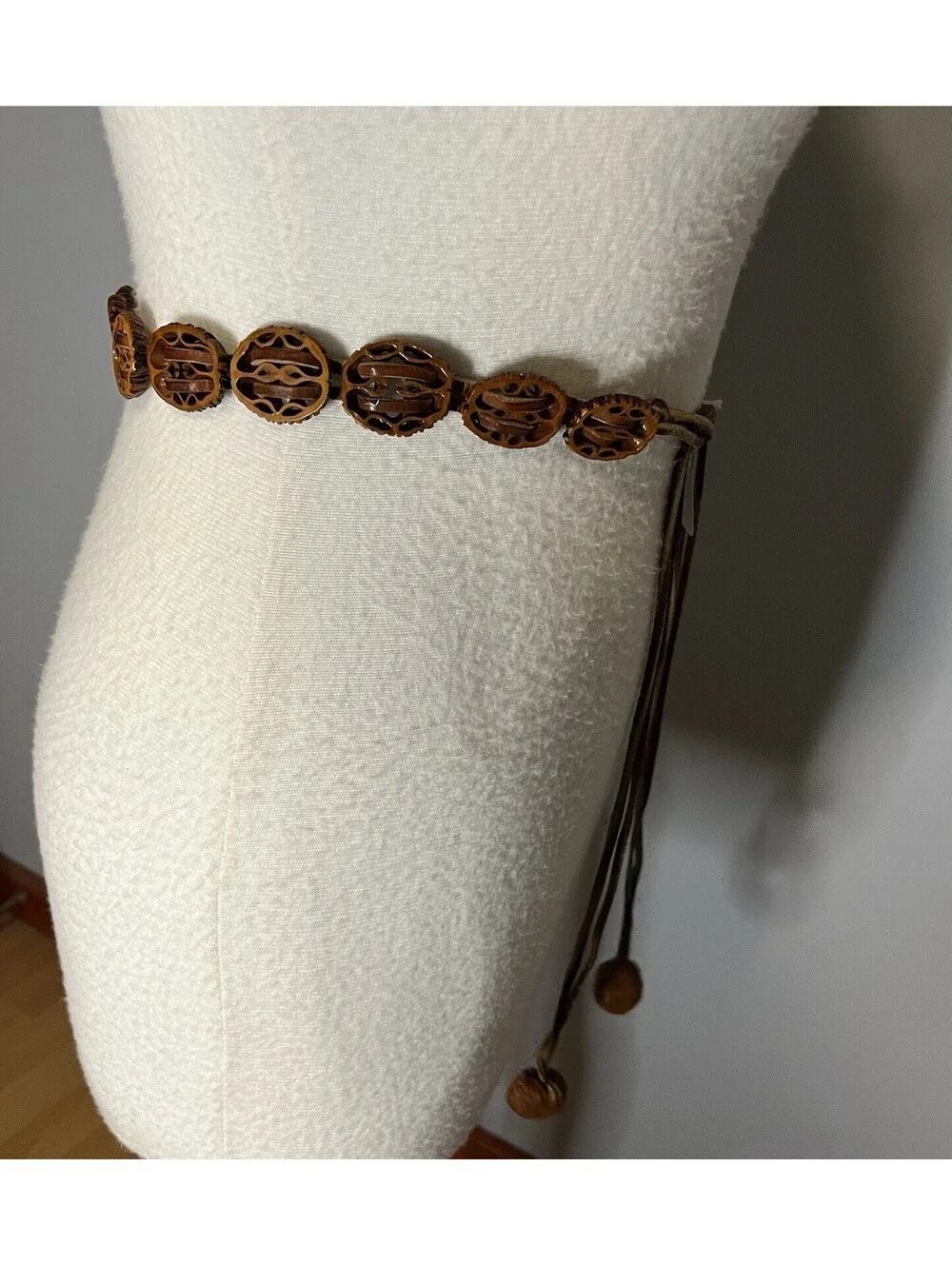 Vintage 1970s Leather tie belt handcrafted black walnut shells 57” Boho Hippie